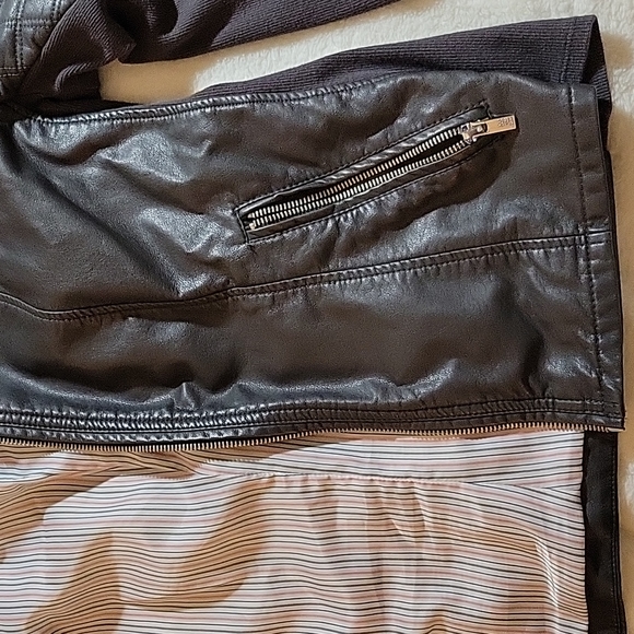 BLACK RIVET XL FAUX LEATHER JACKET - Picture 12 of 12